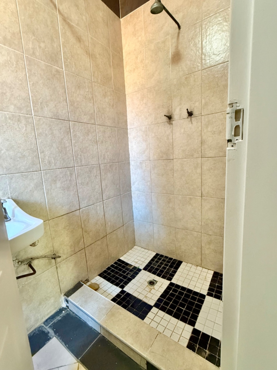 5 Bedroom Property for Sale in Bluewater Bay Eastern Cape